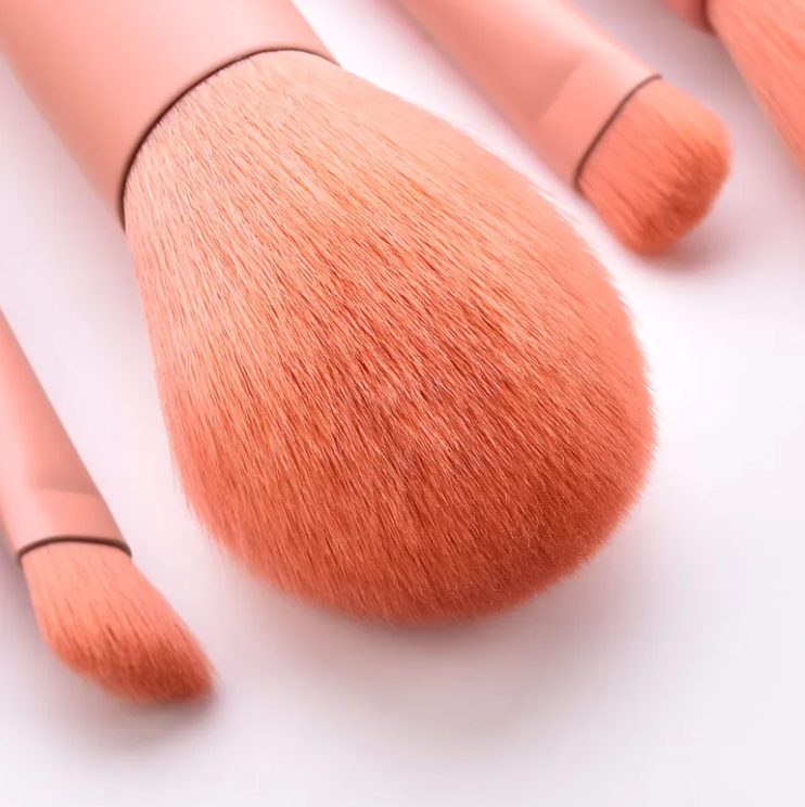 GlowPro™ Makeup Brush Set